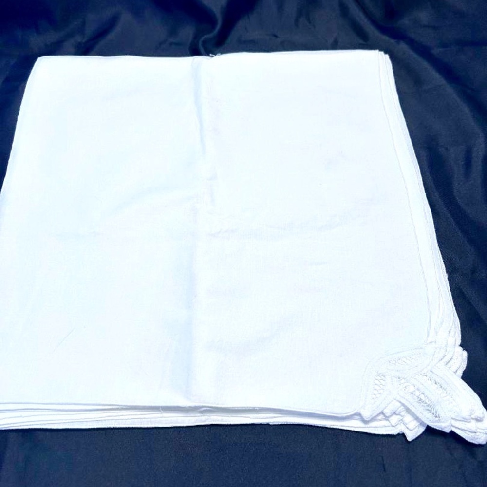 💲SALE💲 Set of 8 NWOT Battenburg Lace Napkins